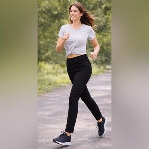 NWT Talbots Simply Flattering Pull-On Sculpt Jeggings 4P Black Petite